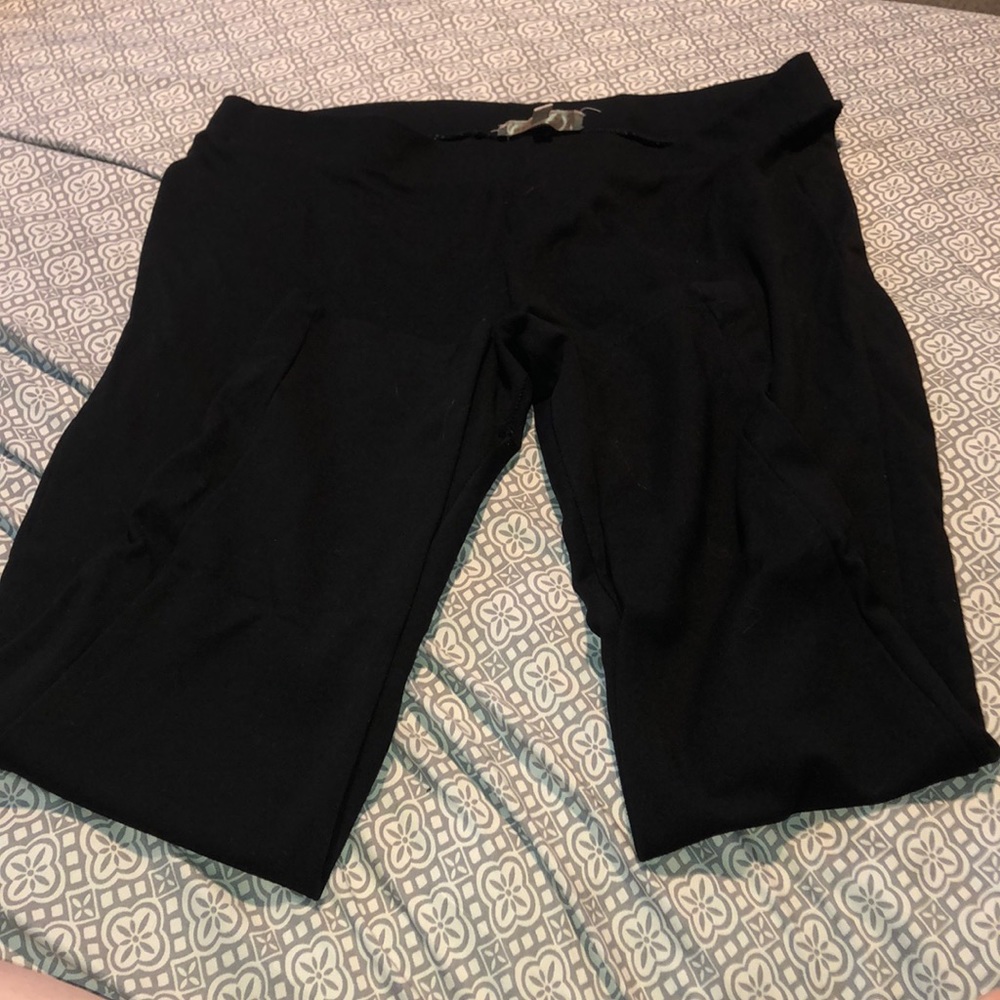 Black leggings.